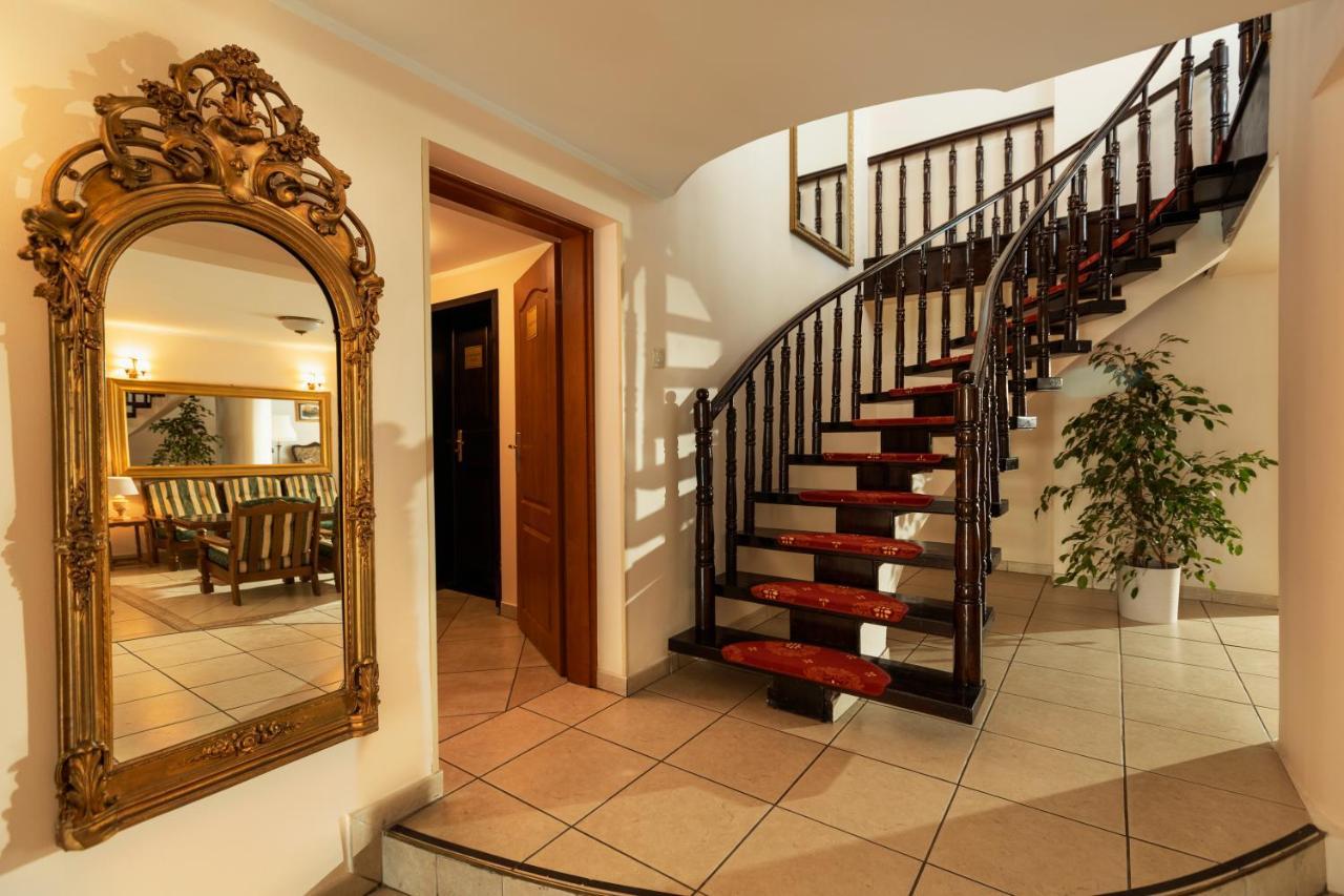 Villa Toscania-Check In 24H Poznań Eksteriør billede
