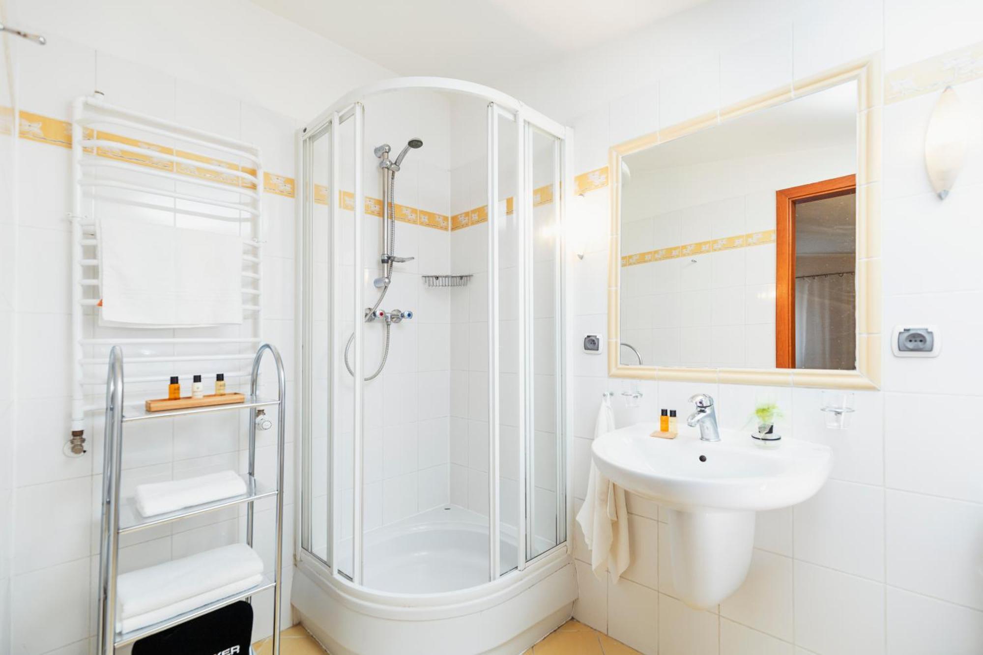 Villa Toscania-Check In 24H Poznań Eksteriør billede